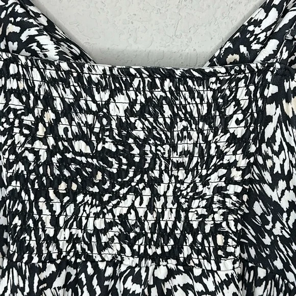 H&M Black and White Twist Front Abstract Print Spaghetti Strap Midi Dress Size M - Picture 6 of 12